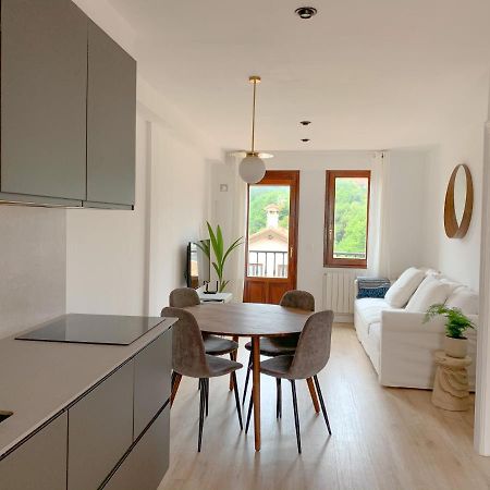 Acogedor Apartamento Con Terraza Y Parking Publico En Comillas Extérieur photo